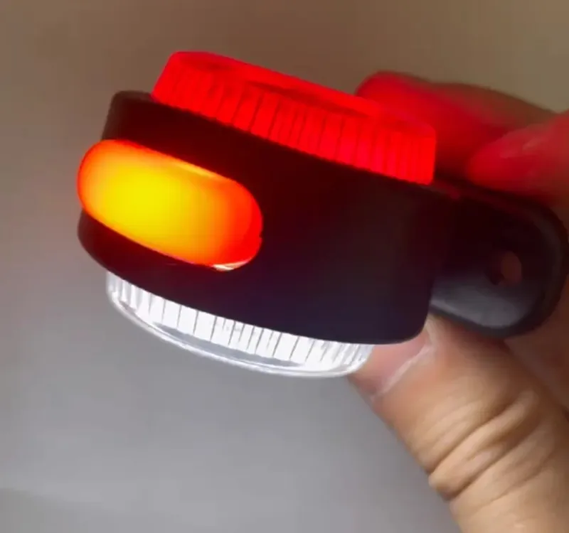 Комплект от 2 броя LED странични габарити, токоси, рогче 12-24V с три светлини бяла, жълта, червена Неон Ефект за ремаркета, платформи, камиони и др. - 10