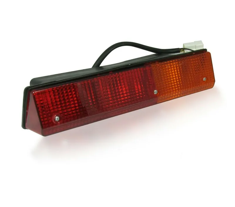 Задна дясна стоп светлина 12V подфодяща за трактор Фиат Форд Ландини Масей Фергюсън Fiat Ford Landini Massey Ferguson OEM 1425885M92, 1425885V92 - 0