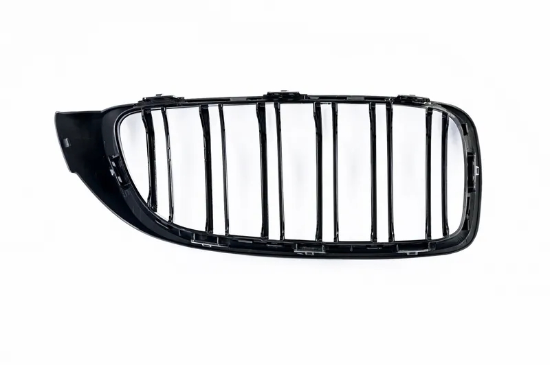 Бъбреци Решетки За БМВ BMW F32 F33 F36 Черен Гланц М4 Тип След 2013 - 2