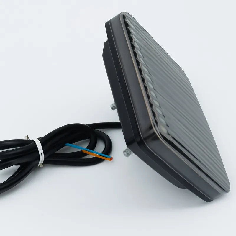 LED бяла задна светлина – габарит с 70 LED диода, 12–24V, опушен - 2