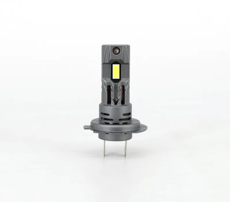 Комплект Умалени Мини LED Крушки E4S H7 H18 12V 50W 15000lm - 2