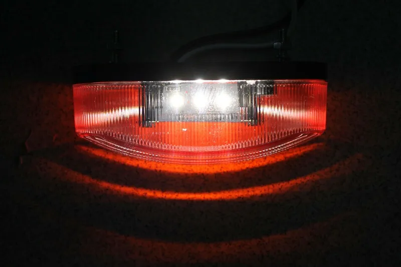 LED Диоднa Светлинa, Вертикален, Висящ Монтаж , Предна, Задна, ЛЕД Лампа, Бяло, Червено, 6 Диода, 12V E-Mark - 2