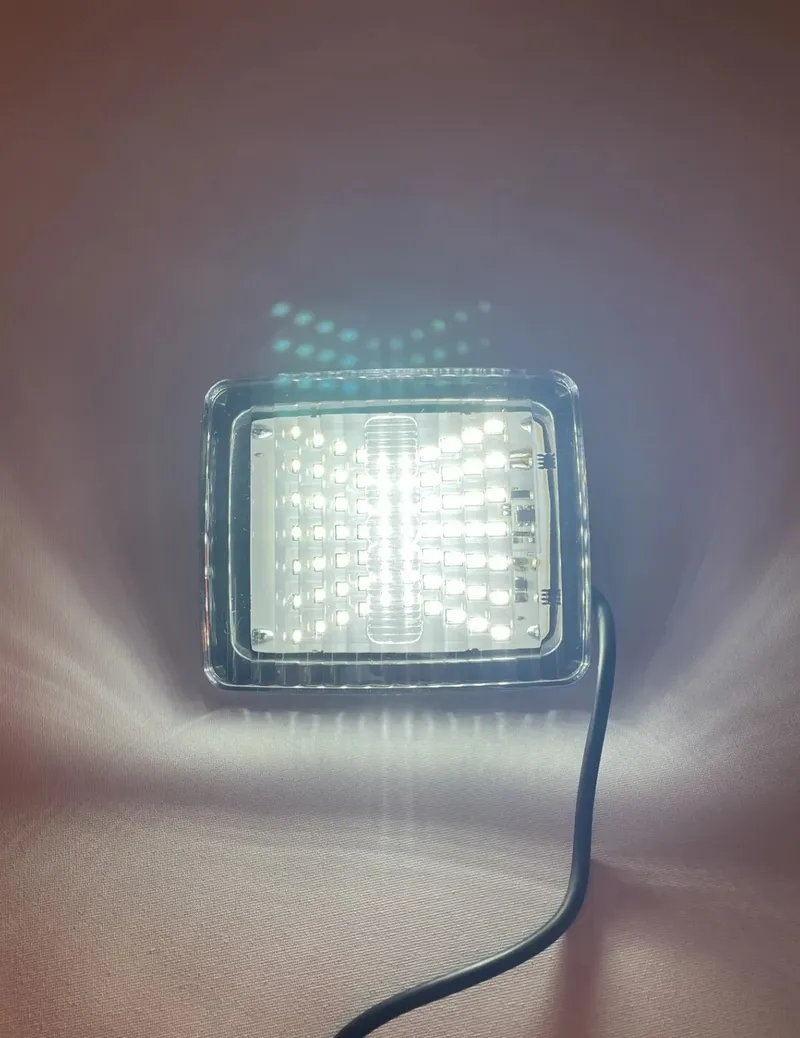 LED бяла задна светлина – габарит с 70 LED диода, 12–24V - 3
