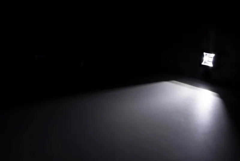 Комплект от 6 броя Лед LED Халогени Лампи с окабеляване Бяла Flood + Бяла DRL Светлина 12V - 24V за Off Road 4X4 SUV джип мотор автомобил камион градина и др. - 3