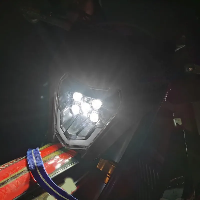 Маска с LED Фар за мотор, мотоциклет Черна с къси и дълги светлини - Универсален модел за ENDURO / Trail / Streetfighter - 3