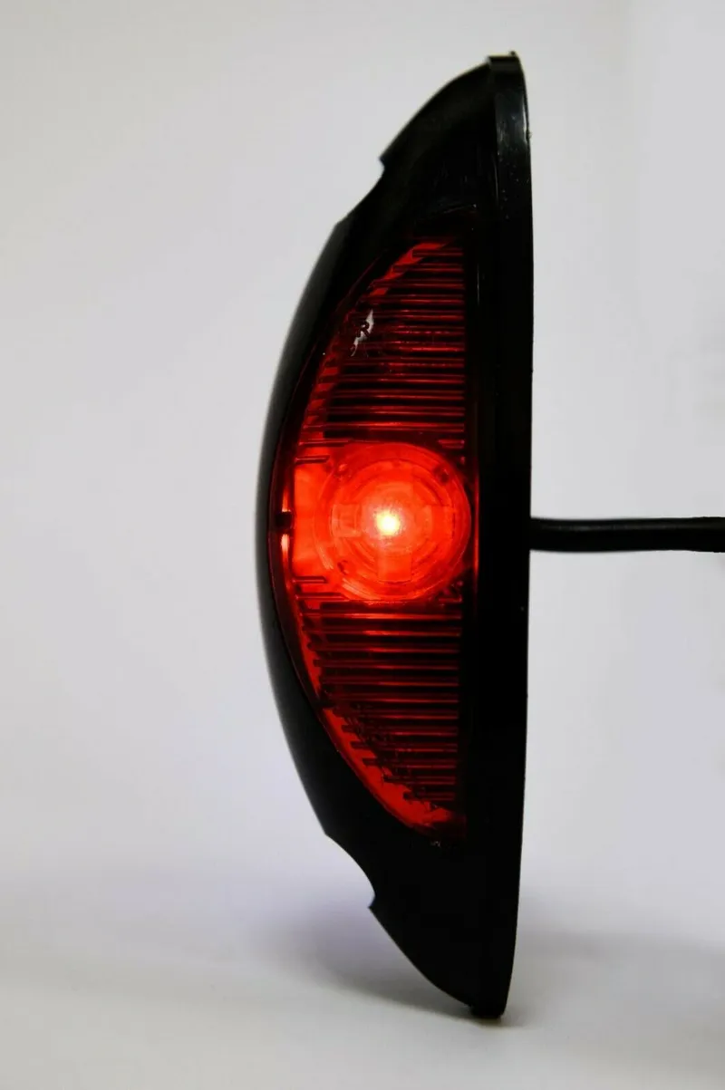 Универсален LED Страничен Габарит червено-бяло с плоска основа за вертикален монтаж за бус ремарке камион каравана кемпер 24V - 3