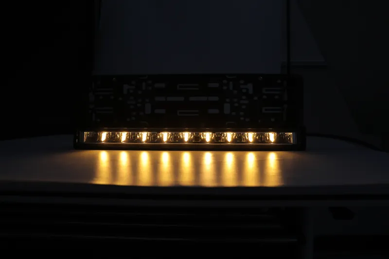 Рамка за Номер с Вграден LED Бар 20 51cm 12v 24v Бяла и Оранжева Дневна DRL Габаритна Светлина - 5