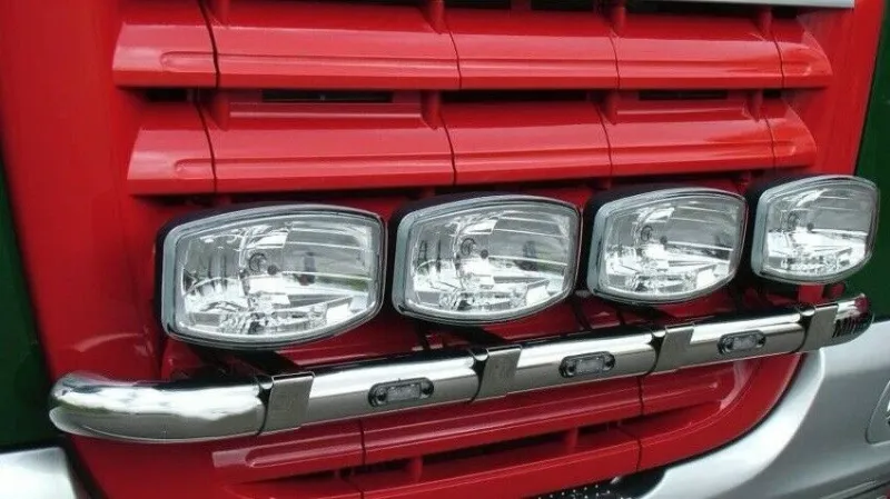 1 Брой Халоген Фар 12V-24V с крушка H7 + 6 ЖЪЛТИ LED габаритни светлини E-Mark За Камион Трактор Багер Земеделски Машини и др. - 2