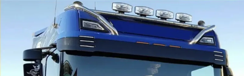 1бр преден габарит маркер LED светлини за сенник 24V за Скания Scania R S G 2016+ с букса бяла светлина + конектор - 2