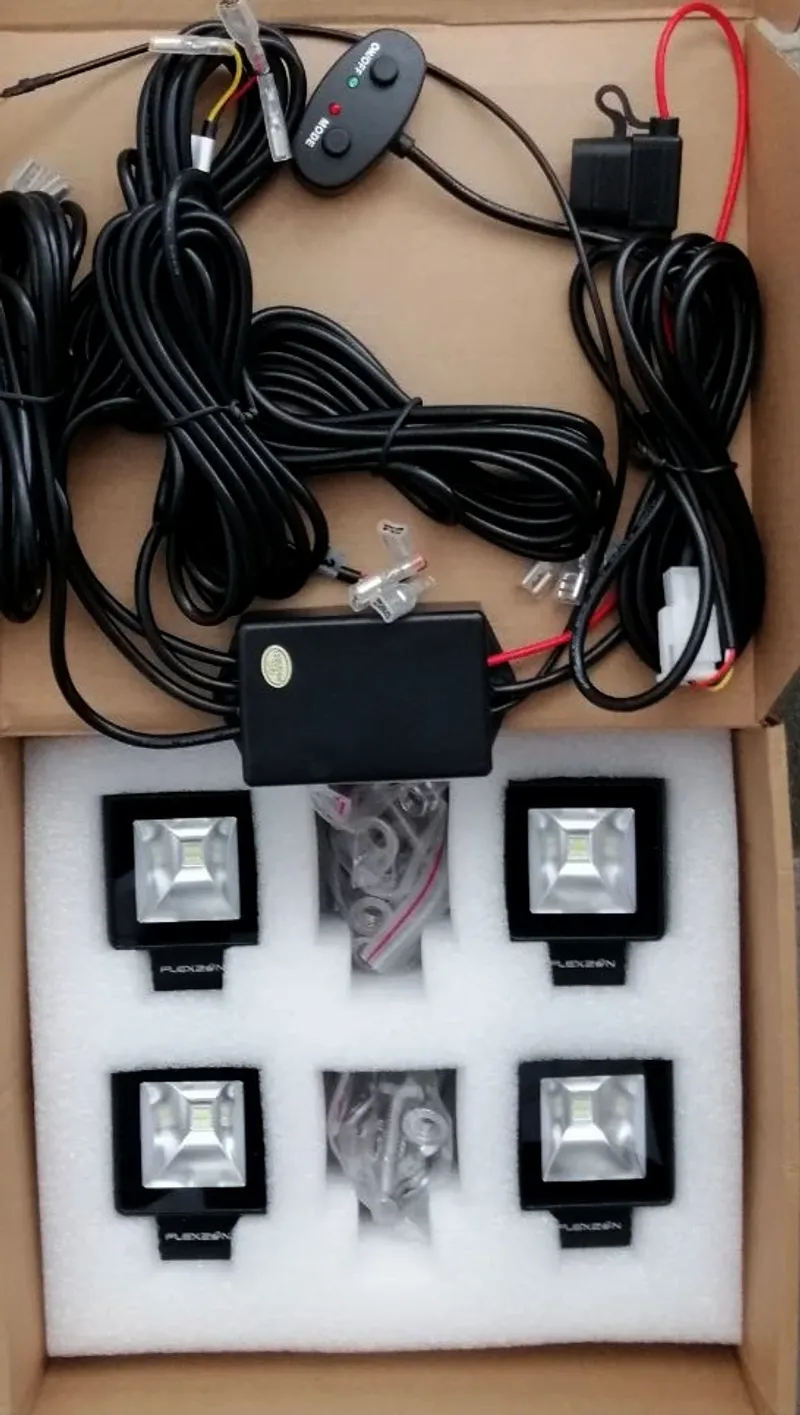Комплект от 4 броя Лед LED Халогени Лампи с окабеляване Бяла Flood + Оранжева DRL Светлина 12V - 24V за Off Road 4X4 SUV джип мотор автомобил камион градина и др. - 3