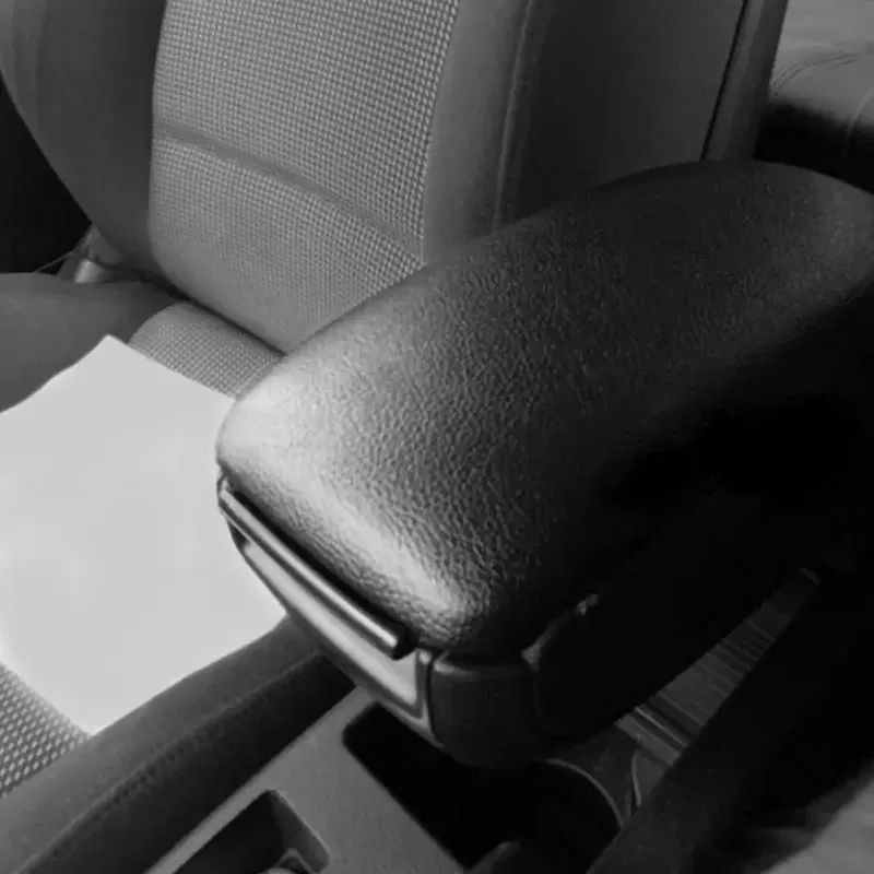 Капак за Подлакътник Audi Ауди A4 B6/B7 2001–2008 с черно кожено покритие - 4