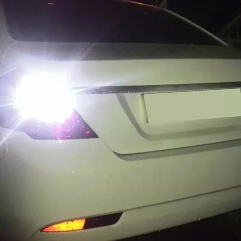Комплект от 2бр. LED Лед Крушки, 33 SMD, С Лупа, BAU15S 1156 (P21W), 12V, Бяла, Светлина Разминати пинове (150°) - 2