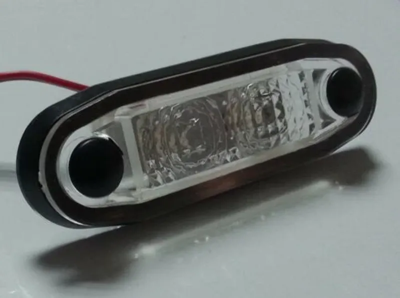 LED Светодиоден Габарит, Маркер, Токос, С Гума, Червен Цвят, Овален, Е-Mark, 24V, 7,5 см - 1