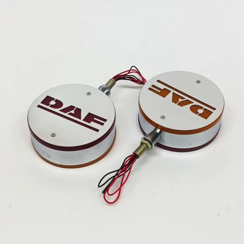 Комплект от 2бр Светодиодни LED Лед Габарити Обеци 24V бяло-червено DF - 2