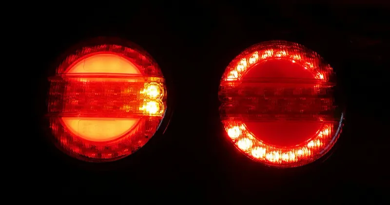 Комплект 2 Броя LED Лед Диоден Стоп Тип Хамбургер Бягащ Диниамичен Мигач, Ефект Неон Ø14cm, 12V-24V, За Камион, Ремарке, Бус , Каравана, Кемпер - 3