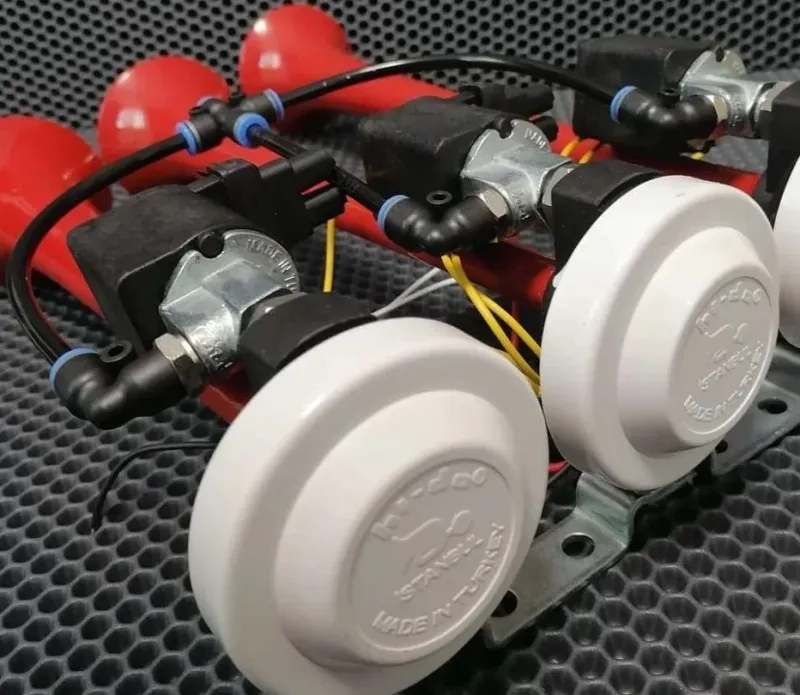 Музикална тромба клаксон HI-DO Baby Shark и още 12 мелодии за бус ван автомобил 12V 125d - 8